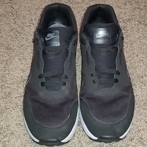 Nike Other - Nike Air Max